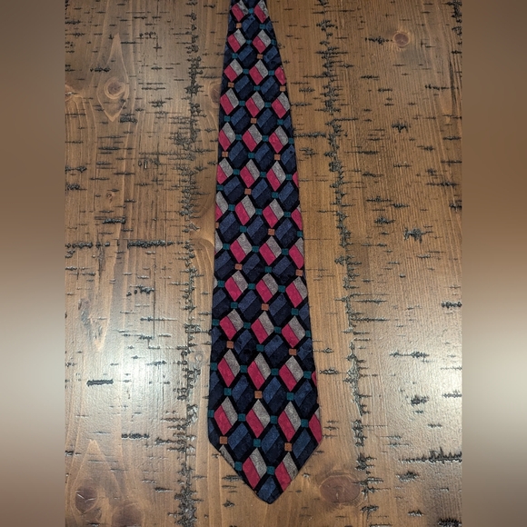 Krizia 100% Silk Patterned Geometric Tie - Picture 3 of 11